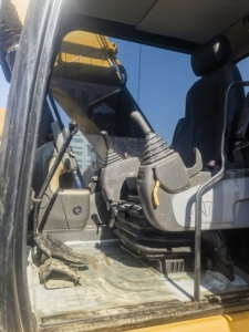รถขุดตีนตะขาบ CAT 323DL มือสองขายดี รถขุด Caterpillar 323DL ใช้งานน้อย พร้อมขาย มีสินค้าในสต็อก - Product Image 5