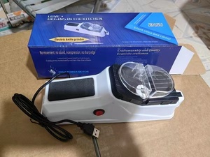 Affilacoltelli <span class=keywords><strong>Elettrico</strong></span> USB Multifunzione Automatico per Utensili da Cucina OEM all'Ingrosso - Product Image 3