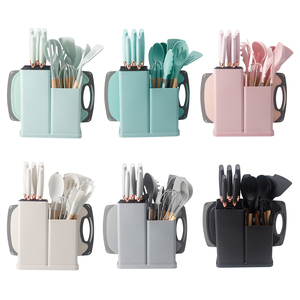 En vogue : Ensemble de 19 couteaux de cuisine en acier inoxydable avec manche en silicone, écologique - Product Image 1