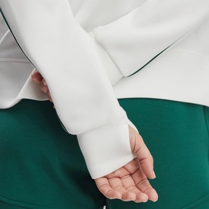 Conjunto de tenis para mujer personalizado con sudadera de media cremallera, top de golf de manga larga elástico de cintura alta suave y sudadera con estampado frontal en la cintura - Product Image 2