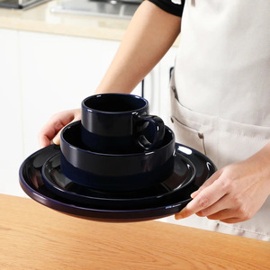 Service de vaisselle personnalisable en porcelaine bleu roi avec logo, design moderne et classique, écologique, pour hôtels et restaurants, idéal pour Noël - Product Image 1