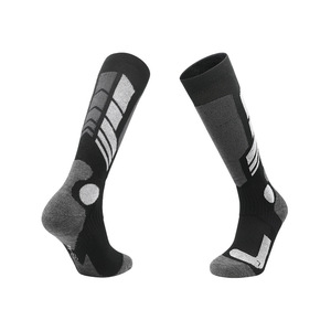 Vente en gros <span class=keywords><strong>de</strong></span> <span class=keywords><strong>chaussettes</strong></span> <span class=keywords><strong>de</strong></span> sport avec logo personnalisé <span class=keywords><strong>Chaussettes</strong></span> <span class=keywords><strong>de</strong></span> <span class=keywords><strong>ski</strong></span> en éponge antidérapantes pour l'extérieur <span class=keywords><strong>Chaussettes</strong></span> à baril long - Product Image 4