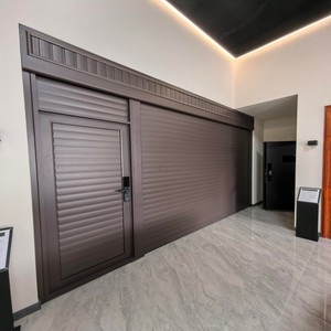 Volets roulants isolés en aluminium sur mesure, portes de <span class=keywords><strong>garage</strong></span> de sécurité automatiques et manuelles de luxe pour villas, vente en gros pour fabricants - Product Image 3