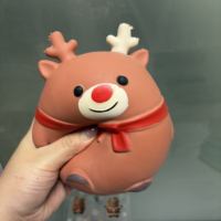 Jouet anti-stress en TPR souple en forme de renne de Noël, vente en gros, avec boîte de présentation transparente imprimée, cadeau de vacances