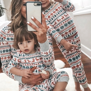Pijamas Navideños Familiares para Niños y Conjuntos a Juego para las Temporadas de Verano y Otoño - Product Image 3