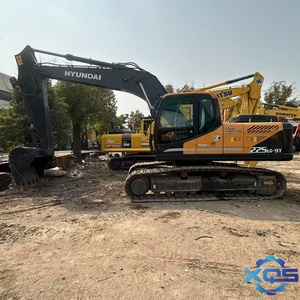 Excavadora Hyundai 225LC-9T Usada en Corea, 22 Toneladas de Peso Operativo, Motor Cummins, Rodamientos, Caja de Cambios, PLC, Modelo 2021 en Stock - Product Image 4