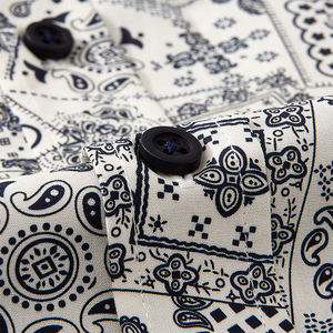 Chemise décontractée pour homme en popeline de luxe léger, 100 % coton, imprimée numériquement, écologique, collection saisonnière et cadeau d'automne - Product Image 5