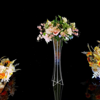 Centre de table lumineux à LED pour scène de mariage, idéal pour la décoration de table de soirée de mariage ou de fête dansante