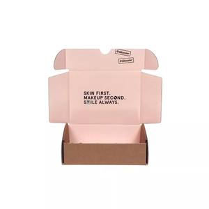 Caja de Cartón Corrugado Rosa para Cosméticos con Logotipo Personalizado en Relieve, Materiales Reciclados, Cuadrada, Plegable, para Envíos de Ropa - Product Image 5