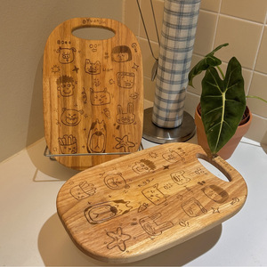 Tabla de cortar de bambú Yuanjin con diseño de dibujos animados de forma irregular para preparar verduras y frutas en la cocina - Product Image 3