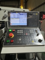 Machine de fraisage verticale CNC XKH8140A, petite machine de fraisage universelle pour le traitement des moules