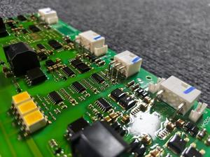 Tuyệt vời price130b7178 FC301-302-102 biến tần 90Kw-315kw 130b7178 ổ đĩa Hội Đồng Quản trị trong kho - Product Image 2