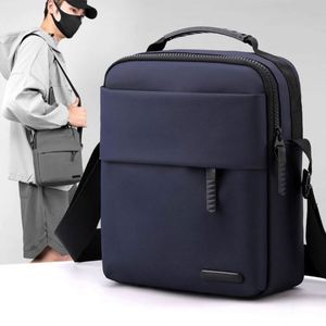 Sac bandoulière homme en gros, sac messager personnalisé avec logo, sac décontracté portable pour extérieur et affaires - Product Image 6