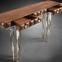 Console de rangement d'entrée en bois massif sculpté 3D avec pieds en métal doré ondulé pour villa, hall, hôtel - Meuble décoratif