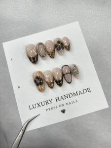 Venta al por mayor, 10 Uds., uñas de gel pintadas a mano, hermosas Uñas acrílicas hechas a mano de lujo, prensa de alta calidad - Product Image 3