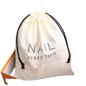 Sac en coton mousseline écologique et recyclable avec cordon de serrage, personnalisable avec logo imprimé, pour chaussures, shopping ou protection anti-poussière - Product Image 1