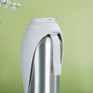 Gourde d'hydratation portable pour animaux de compagnie, en acier inoxydable, isolée, pour les voyages en voiture, le camping, avec bol en silicone portable - Product Image 4