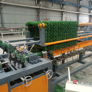 Vente en gros bon marché de clôture à maillons de chaîne en gazon vert artificiel pour <span class=keywords><strong>jardin</strong></span> domestique faisant la machine avec contrôle PLC haute capacité 30 m/h - Product Image 3