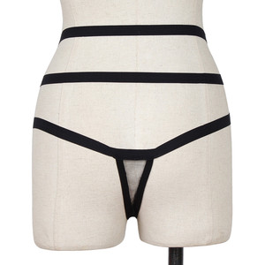 Lingerie sexy en maille pour femme, string ajouré à bretelles en spandex noir - Product Image 5