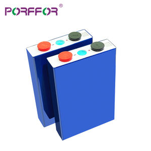 3,<span class=keywords><strong>2</strong></span> V 105 Ah LiFePO4 prismatische Batteriezelle LiFePO4 105 Ah wiederaufladbare Lithium-Eisen-Phosphat-Batterie für 48 V 72 V Golfwagen - Product Image 2