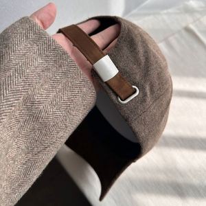 หมวกเบสบอลทรงสปอร์ต 6 แผง ลายก้างปลา สำหรับฤดูใบไม้ผลิและฤดูร้อน พร้อมหัวเข็มขัดโลหะ สำหรับผู้ใหญ่ทุกเพศ - Product Image 3