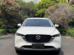 <span class=keywords><strong>MAZDA</strong></span> <span class=keywords><strong>CX5</strong></span> 2024 <span class=keywords><strong>USADO</strong></span>, 2.0L, AUTOMÁTICO, 2WD, EDICIÓN COMFORT, 5 PUERTAS, 5 ASIENTOS, SUV DE GASOLINA, 155 CV, INHALACIÓN NATURAL, COLOR BLANCO CON DETALLES NARANJA - Product Image 1
