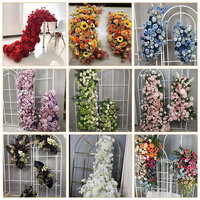 Chemin de table en fleurs de bougainvillier rose fait main par LEDA Factory, décoration douce pour mariage, anniversaires, Saint-Valentin