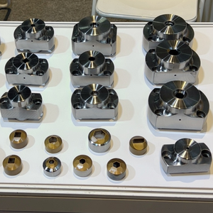 411 415 di durezza lungo periodo di vita principale stampi carburo 45 muore DIN M3/<span class=keywords><strong>4</strong></span>/5/6/8/10/12/14/16/18/20/22 dado a freddo macchina muore - Product Image 1