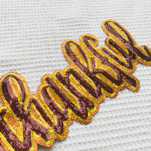 Tùy chỉnh bán buôn cao đẳng thêu long lanh lớn <span class=keywords><strong>sequin</strong></span> thêu thư biểu tượng các bản vá lỗi sắt trên cho quần áo Hoodie - Product Image 2