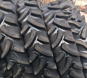 Pneus agricoles certifiés 14.9-30 avec <span class=keywords><strong>chambre</strong></span> à <span class=keywords><strong>air</strong></span>, haute qualité, fabriqués au Shandong, pour tracteurs et travaux agricoles sur sols détrezés - Product Image 6