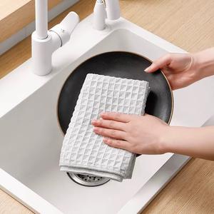 Paños de Cocina Gruesos de Microfibra de 12x12 Pulgadas, Tejido Waffle, Inodoros, de Excelente Calidad y Bajo Costo, para Lavar Platos, Venta al por Mayor - Product Image 6