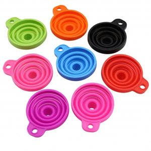 Entonnoir pliable en silicone, outils de cuisine, gain de place, portable pour les voyages, transfert de liquides et de poudres, et usage domestique quotidien - Product Image 4