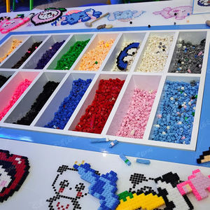 Station d'activités éducatives intérieures pour enfants Archéologie des dinosaures Construction magnétique Espace Sable Jouer Tables de construction en EPP - Product Image 1