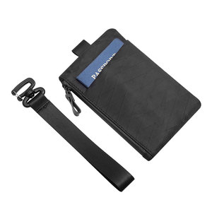 Étui de passeport multifonctionnel pour homme en tissu X-Pac imperméable avec fermeture éclair en nylon et blocage RFID, doté d'une sangle plus large pour les voyages - Product Image 1