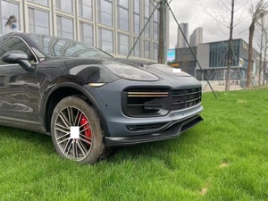 Accessoires de voiture kit de carrosserie de mise à niveau pour <span class=keywords><strong>Porsche</strong></span> <span class=keywords><strong>Cayenne</strong></span> 11-14 958.1 à 18 9Y0 pare-chocs turbo avec lumières kits aérodynamiques TKT - Product Image 4