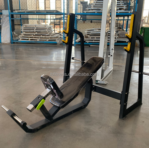 Equipo de <span class=keywords><strong>Gimnasio</strong></span> <span class=keywords><strong>Multifuncional</strong></span> de Metal para Ejercicio Comercial <span class=keywords><strong>en</strong></span> <span class=keywords><strong>Casa</strong></span>, con Pesas Inclinables, Diseño Seguro y Duradero - Product Image 5