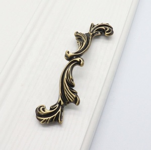 Diskon besar furnitur gaya Eropa Amerika kenop tarik pegangan kabinet dapur solid kuningan antik - Product Image 6