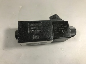 โซลินอยด์ควบคุมทิศทางแบบควบคุมโดยตรงรุ่น D1VW002KNTW91 ใช้แทนรุ่น WE6 ซีรีส์ หรือ DG4V-3 ซีรีส์ - Product Image 4