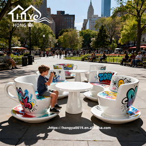 Set Tavolo e Sedie <span class=keywords><strong>da</strong></span> Esterno a Forma di Tazza <span class=keywords><strong>da</strong></span> Caffè in Fibra di Vetro Personalizzato, Moderno e Resistente, per Hotel, Scuole, Ingressi, Ospedali, Caffetterie - Product Image 4