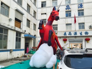 Modello Gonfiabile Gigante Personalizzato a Forma di <span class=keywords><strong>Cavallo</strong></span> Magico per Attività Commerciali, Ideale per Servizi Fotografici ed Eventi Commerciali - Product Image 3