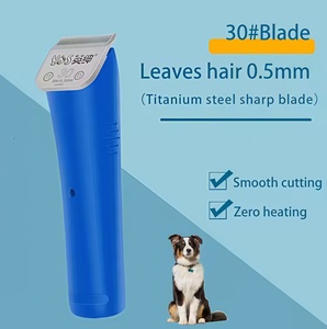 Kit de toilettage professionnel <span class=keywords><strong>sans</strong></span> <span class=keywords><strong>fil</strong></span> pour chiens tondeuses <span class=keywords><strong>sans</strong></span> <span class=keywords><strong>fil</strong></span> pour animaux de compagnie pour l'utilisation de la coupe de cheveux chiens Source d'alimentation batterie - Product Image 4
