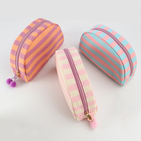 Sac de maquillage en toile rayée pastel personnalisé Qetesh, mignon, tendance, léger, portable, pochette cosmétique demi-cercle pour filles