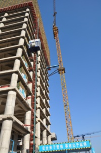 CE和EAC批准的SC建筑商升降机和施工电梯齿条齿轮葫芦，用于人员和货物 - Product Image 6