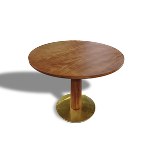 โต๊ะอาหารทรงกลมสไตล์มินิมอลทันสมัยพร้อมฐานเคลือบลายโลหะ โต๊ะไม้โมเดิร์นสำหรับห้องรับประทานอาหาร - Product Image 1