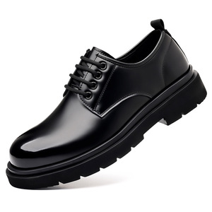 Chaussures habillées en cuir verni pour hommes, à talon bas, antidérapantes, pour le bureau, chaussures de travail décontractées, fabriquées à Wenzhou - Product Image 5