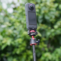 Supporto Pieghevole in Alluminio per Fotocamera con Ammortizzazione, Attacco ARRI da 1/4'', Capacità 4kg, per Insta360 X6 e OSMO 360 II, per Creazione di Vlog Sportivi all'Aperto