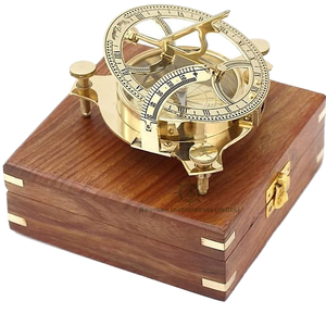 Brújula RUNSON Vintage de Latón, Impermeable, con Caja de Madera y Pantalla Noctilucente para Navegación al Aire Libre - Product Image 1