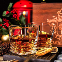 Coffret Cadeau Pierres à Whisky pour Hommes – Boîte en Verre Unique avec 8 Pierres de Granit Réfrigérantes et Verre à Shot