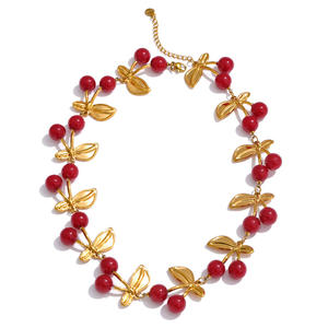 Collar de Moda con Dije de Fruta de Acero Inoxidable 2025 para Mujer, Exclusivo Dije de Cereza de Resina Roja, Collar Hecho a Mano - Product Image 1