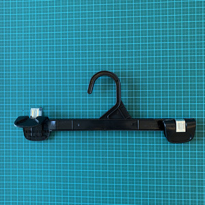 25cm 1001 Skirt Black Clothes <b>Push</b> up <b>Clip</b> Plastic Anti-slip Pant Bottom Hanger with Sizes - Product Image 4